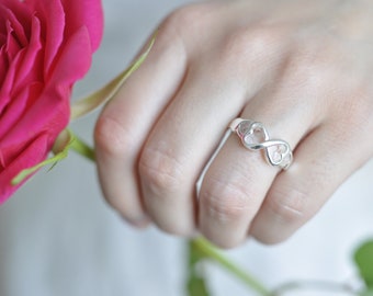 Trauzeugin - Brautjungfer Geschenk - Unendlich Ring - Infinity Ring aus Herzen: Silber