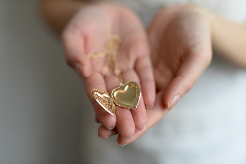 Heart medallion in gold necklace with heart pendant plus thank you card and Golden gift wrapping
