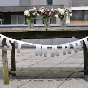 Hochzeits-Girlande, Banner, Just Married, weiß