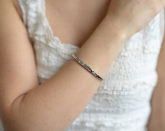 LOVE Armreif in Silber - Armreif mit Liebe