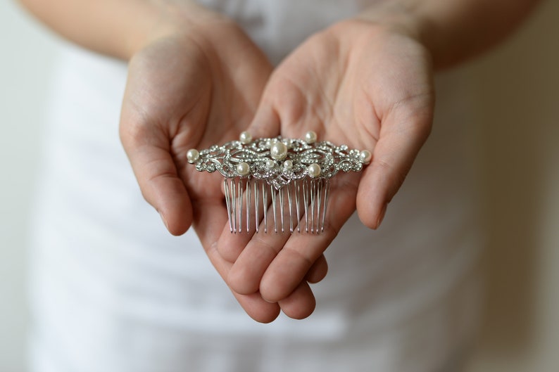 Bridal hair accessories hair comb in silver with decorative pearls and rhinestones image 2