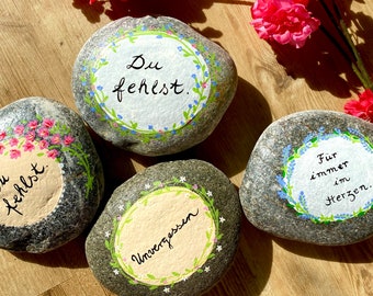 Memorial stones “You are missed”, “Unforgotten”, “Forever in our hearts”, flowers, custom-made, individually hand-painted gravestone grave decoration