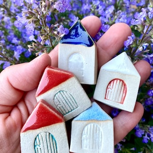 Garden stake “Home”, ceramic house, handmade garden ceramics, house as a stake for flower pot, balcony and flower bed
