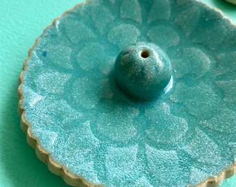 Porta incienso "Mandala Natural" de cerámica hecha a mano, set de regalo con 3 varitas de incienso, idea para regalo