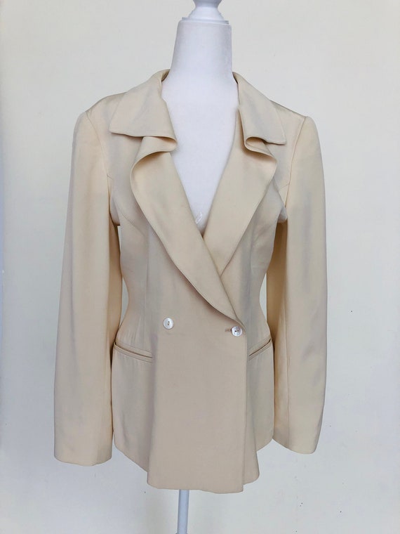 State of Claude Montana Vintage off White Ruffle Collar Silk