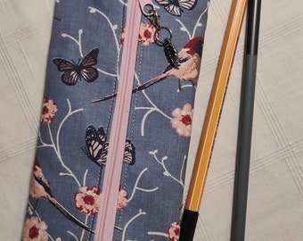 Utensilo/Etui mit Gummiband fürs Notizbuch, Bullet Journal, Kalender oder anderes Lieblingsbuch in DinA 5, Oranizer, Mäppchen, Lesezeichen