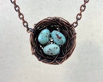 Customizable Robin Egg Nest Necklace for Mother's Day