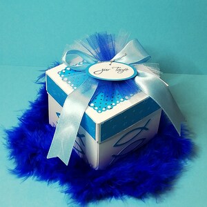 Gift box Pop up Box blue To the baptism tree of life