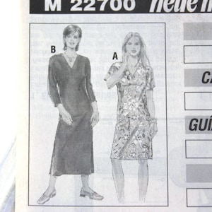 Modello di cucito per abito in jersey vintage da donna, taglia 38-52 - Nuovo stile alla moda M-22700, fogli di modelli multi-taglia per abito in jersey alla moda retrò