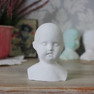 Vintage doll head Plaster head Doll bust Doll parts Doll making Doll accessories Doll workshop Creative supplies Craft supplies Doll art supplies