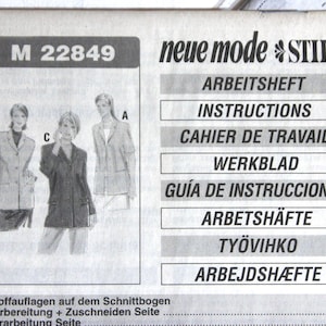Könnte beinhalten: Ein schwarz-weißes Schnittmuster mit dem Text "M 22849" und "INSTRUCTIONS". Das Muster zeigt Illustrationen von drei verschiedenen Jackenmodellen. Der Markenname "neue mode STIL" ist ebenfalls zu sehen.