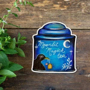 Etiqueta do chá de Witchy de <br> Entrega Rápida? Adesivo de vinil à prova d'água da arte original em guache e aquarela | Etiqueta mágica enluarada da lata do chá de <br> Entrega Rápida? Adesivo de chá de ervas