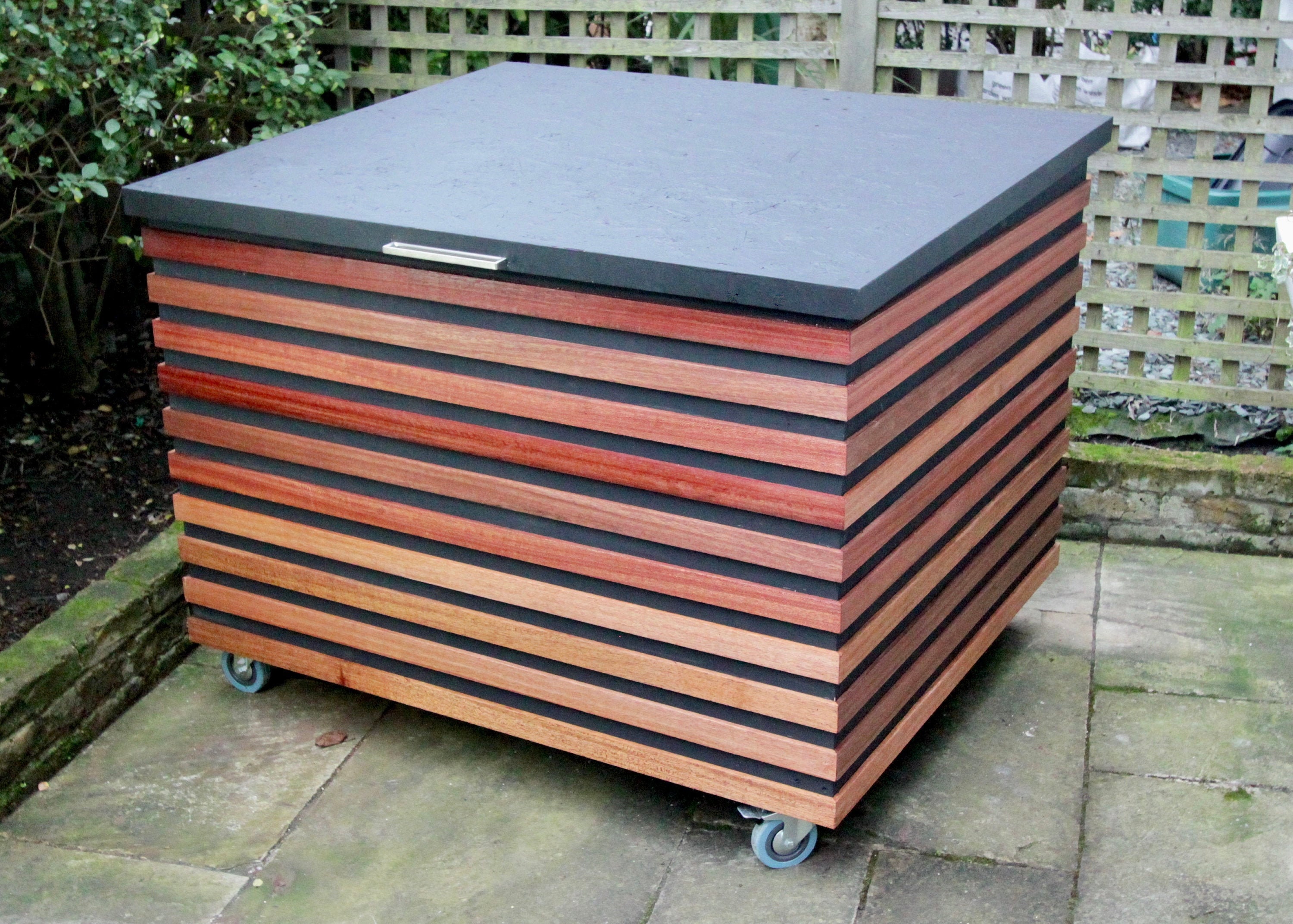 Outdoor firewood general storage container Etsy.de