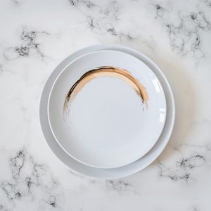 Dessert and breakfast plate 20 cm, white porcelain with gold decor, modern dining, luxury tableware for breakfast  - GOLDEN ROUND decoration