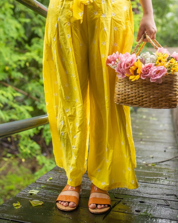 Mono Bandhani amarillo, estampado Ropa de noche, Conjunto de ropa