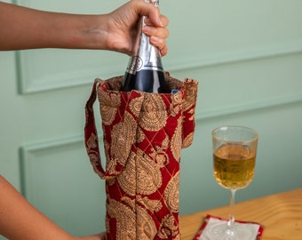 Red Paisley Blockprinted Wine Bottle Bag,Wine carrier bag, Quilted wine holder, wine carrier, Wine caddy, Wine Bag, Set of 2