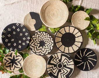 Black and Natural Sabai Grass Handwoven Baskets, Monochrome Plates, Set of 4/6/8 and 10, Wall Art, African Baskets, Black and White Decor