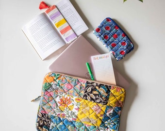 Funda para portátil con patchwork multicolor, mangas florales, hecho a mano, bolsas para portátiles, bolsa de patchwork, hecha en la India