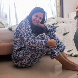 Roupa de dormir estampada azul Phool, conjunto de roupa de dormir de algodão azul, conjunto de pijama, design floral, roupa de dormir feminina, roupa de dormir confortável