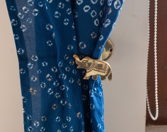 Elephant Curtain Tie Back Holder, Tie Back Set of 2, Brass 2x large Curtain Tie Back, Elephant Decor Handmade, window treatments