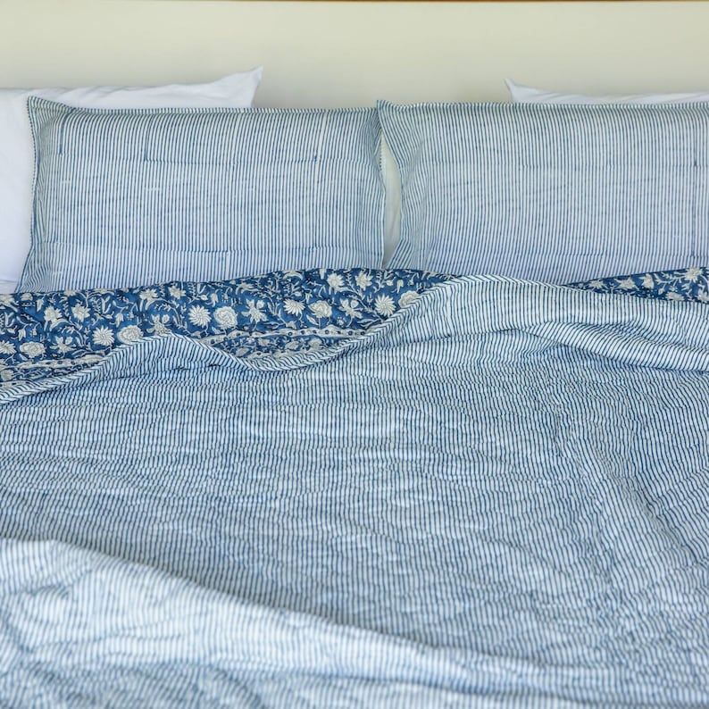 Juego de edredones de puntada Kantha hechos a mano de Blue Botanica, edredones índigo, edredones Kantha azules, edredones tamaño queen, edredón de cama doble imagen 6