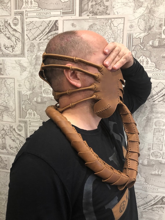 Facehugger Mask Alien Facehugger Mask Face Hugger Halloween - Etsy