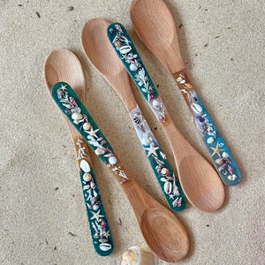 WOODEN SPOONS - Beach House, Beach Decor, Beach House, Ocean,  Unique Gift from Australia, Anniversary, Handmade, Entertain, Shell Art