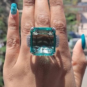 Estate 80.35 Carat Large Emerald Shape Sea Green Aquamarine With CZ Accents Wedding Ring, Emerald Cut Aquamarine Classic Antique Style Ring