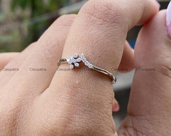 Cute Paw Print Moissanite Ring, Pet Lover Promise Ring, 950 Platinum Minimalist Stackable Ring, Dog Cat Lover  Everyday Ring, Gift for Her