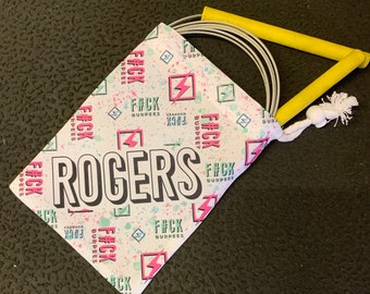 Pular cordas Speed Rope Grips Bolsa PERSONALIZADA com impressão F * CK BURPEES no padrão dos anos 90 - Adicione qualquer nome ou texto - Ideal para presente de ginástica para academia