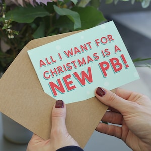 Nieuwe PB Kerstkaart - CrossFit - Gewichtheffen - Hardlopen Fietsen - Grappige gymkaart "All I want For Christmas is a New PB" PR Persoonlijk Record