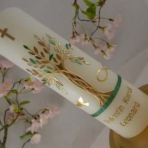 Moderne Taufkerze Lebensbaum Mädchen Jungen gold grün  Handarbeit Wachsverziert 250/70 mm Original Design TKR698