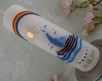 Doopkaars met zeilboot en regenboog – Unieke kaars voor een doop