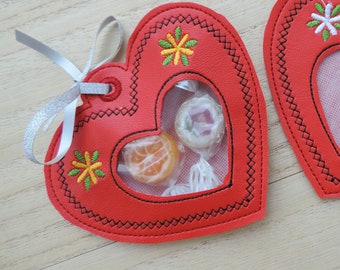 Gift wrapping sustainable heart