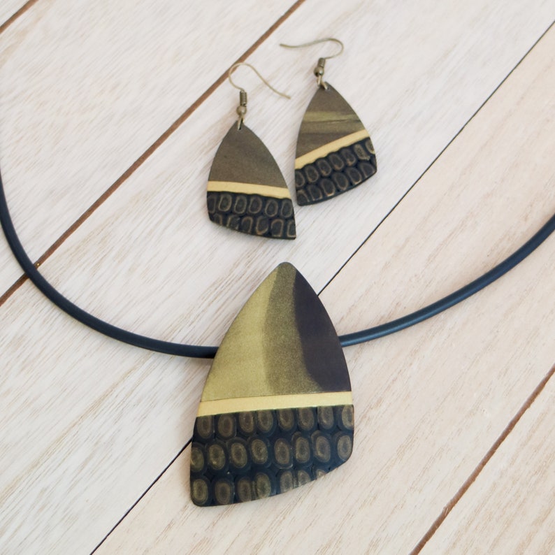 Black and gold jewelry Abstract pendant necklace Big dangle earrings Modern Contemporary jewelry Statement necklace Tribal earrings for her