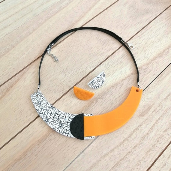 Yellow Jewelry Set Contemporary Jewelry Mustard Necklace and Mismatched Earrings Bold Bib Necklace Semicircle Earrings Statement Jewelry Etsy Canada