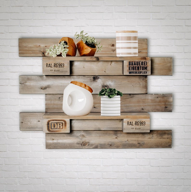 Pallet furniture: wall shelf / spice rack image 3