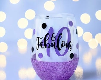 Birthday Glitter Wine Glass: Personalized Gift for Her