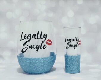 Divorcee gifts, Divorce Party,Divorce Humor, Funny Divorce Gifts,Glitter Shot Glasses,Legally Single,Funny Sayings