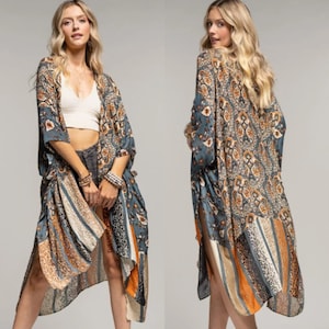 Vintage inspired paisley with floral and border motif kimono with side slits swimsuit coverup