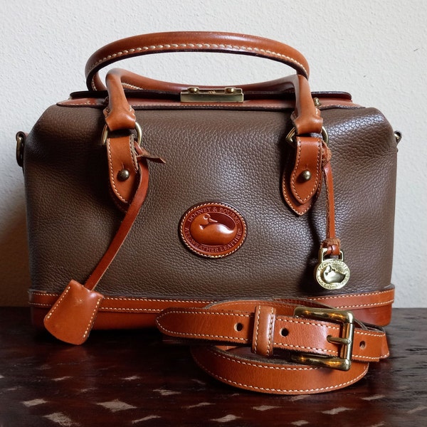 Mushroom Brown Dooney & Bourke R03 Hand-Fitted Norfolk Case Doctor Bag Crossbody with Lock and Key