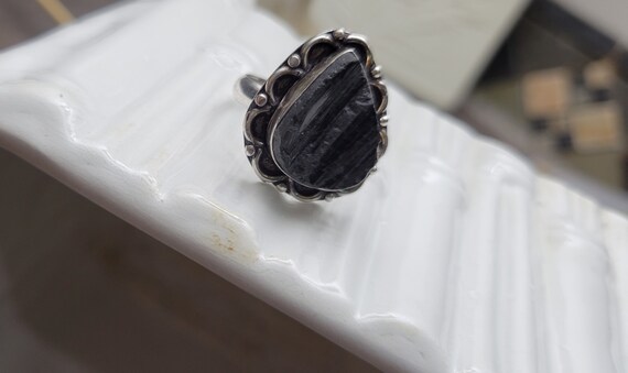 Antique Shard Pottery Navajo find Tile molded on   Sterling Silver  Ring Vintage Southwest Artisan Size 11 Navajo View 5