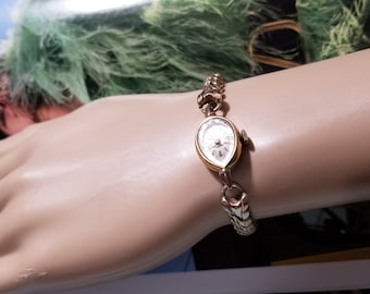 ART DECO  Waltham  17 Jewels Swiss  Shock Resistant Wind up Watch Women 10k gold fill Case and 10k RGP top Bracelet will fit up to 7"