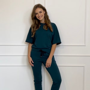 Tokyo short-sleeved emerald sweatshirt with open back zdjęcie 7