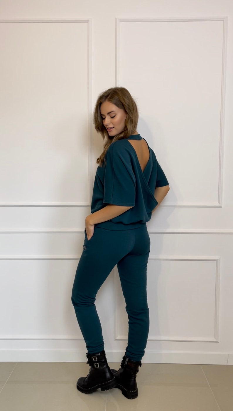 Tokyo short-sleeved emerald sweatshirt with open back zdjęcie 4