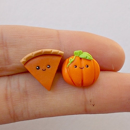Pumpkin Pie Earrings - Thanksgiving Earrings - Food Earrings - Thanksgiving Gift