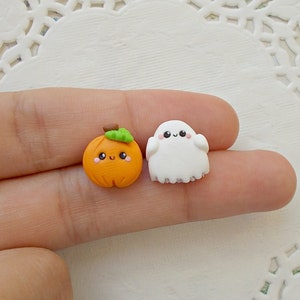 Halloween Sale -Halloween Jewelry- Autumn Gifts - Ghost Earrings  - Kawaii Earrrings - Halloween Gift Idea - Halloween Ghost