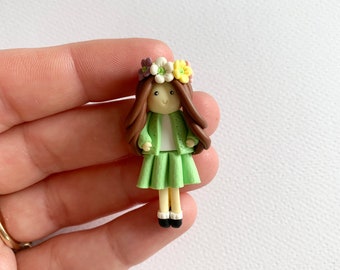 Flower Girl Brooch - Mothers Day Gift -Floral Spring brooch - Easter flower jewelry - Easter gift for girlfriend, sister, mom, daughter