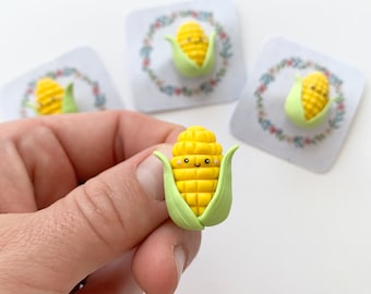Jolie broche en maïs - Épingle alimentaire miniature en maïs - Cadeau pour un ami - Idée cadeau végétarienne végétalienne - Épingle pour manteau, blazer, sacs, sac à dos