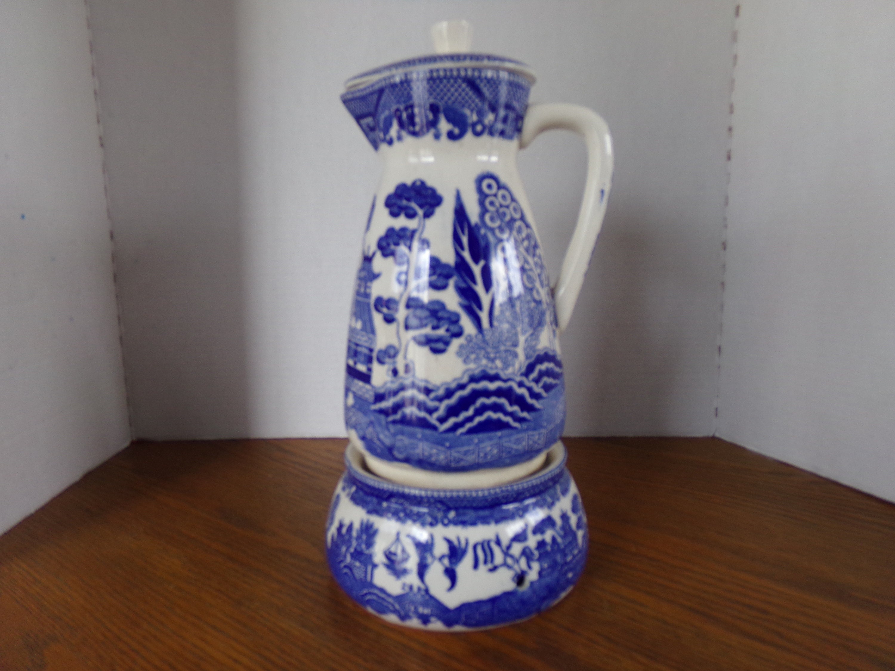 Blue Willow coffee pot and warming base Etsy